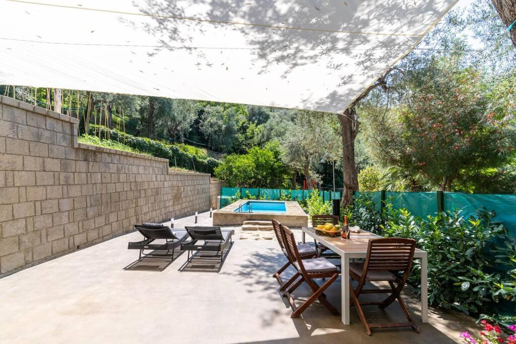 Casa Priora - Romantic House With Pool Villa ซอร์เรนโต ภายนอก รูปภาพ