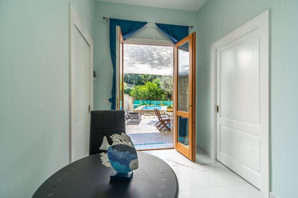 Casa Priora - Romantic House With Pool Villa ซอร์เรนโต ภายนอก รูปภาพ